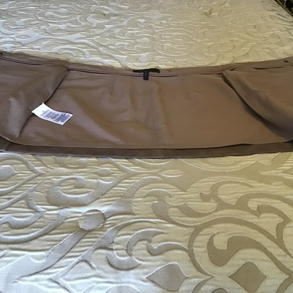BCBG MAXAZRIA skirt, size small, leather like material, light brown - Picture 8 of 12